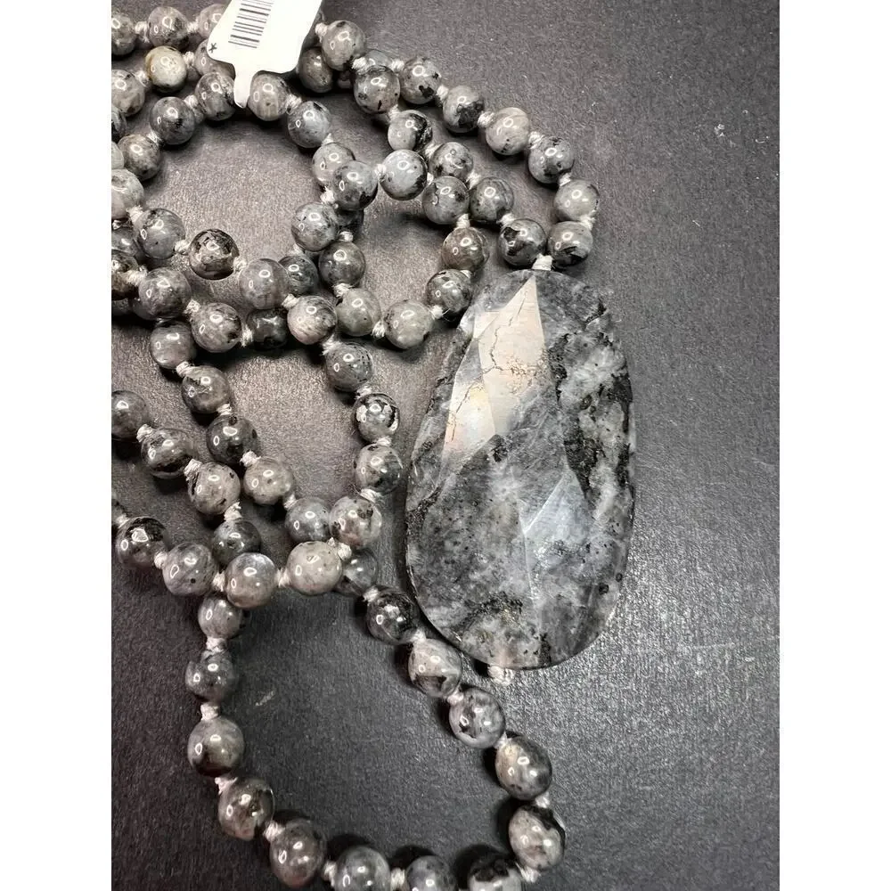 NEW Larvakite 30 inch necklace with pendant